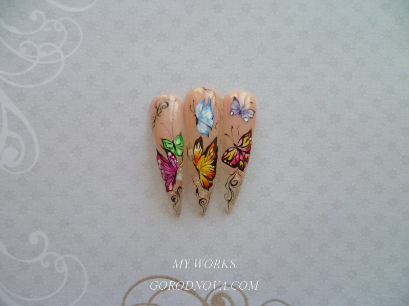 Nail art courses