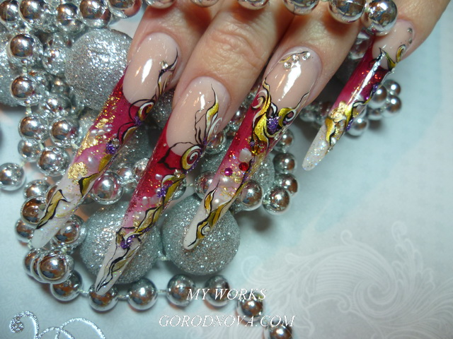 Forme delle unghie. Stiletto. Edge. Bridget. Pipa 